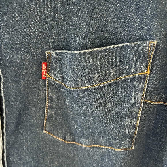 Levi’s snap button up denim shirt shoulder detail large - Picture 6 of 8